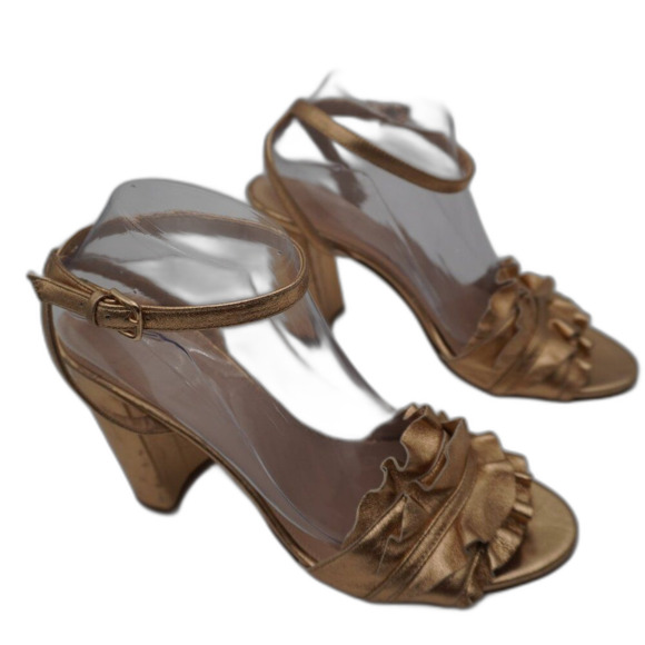 J. Crew Stylish Leather Metallic Gold Sandals with Ruffle Details. Size 9.5. - Picture 2 of 8